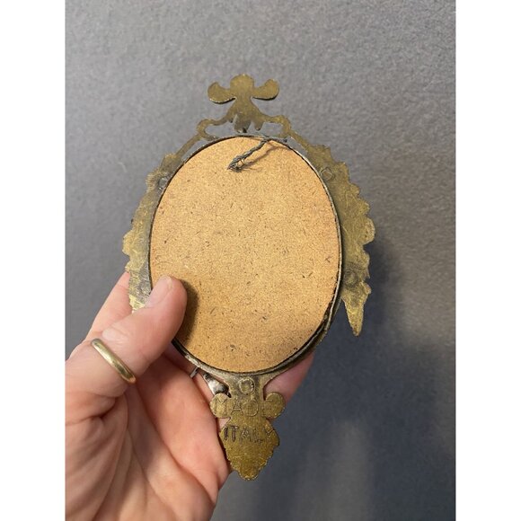 2 Vtg Ornate Victorian Style Oval Frames Praying Children 6 1/2" x 4"  Italy - Picture 8 of 8